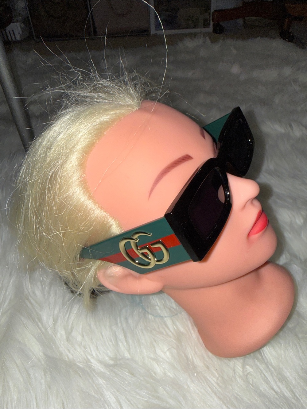 Green & Red Logo-Accent Women's Sunglasses with Black Lenses